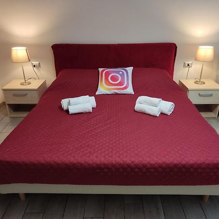 Guest House Web Room Піза Екстер'єр фото