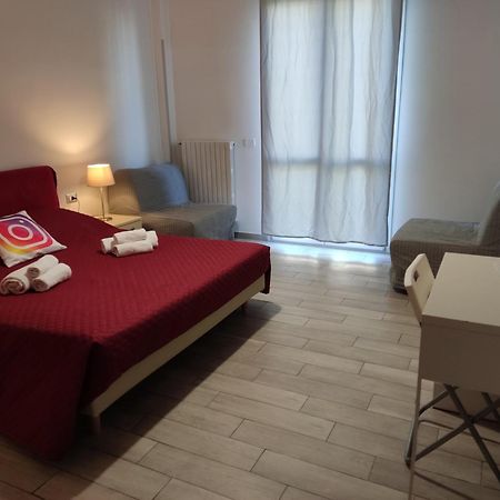 Guest House Web Room Піза Екстер'єр фото