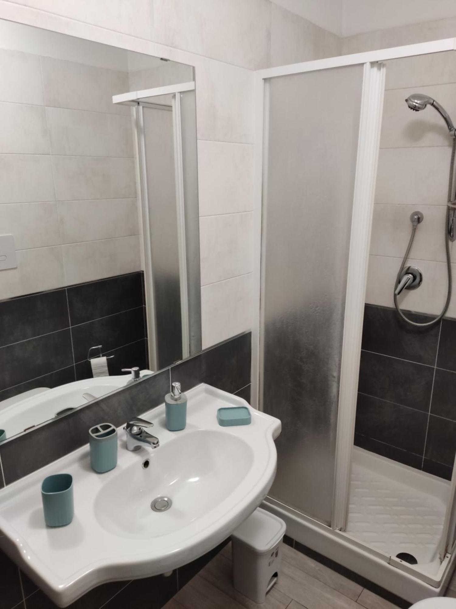 Guest House Web Room Піза Екстер'єр фото
