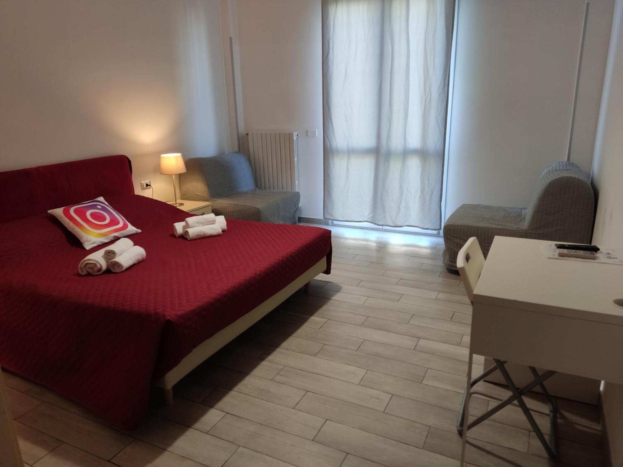 Guest House Web Room Піза Екстер'єр фото